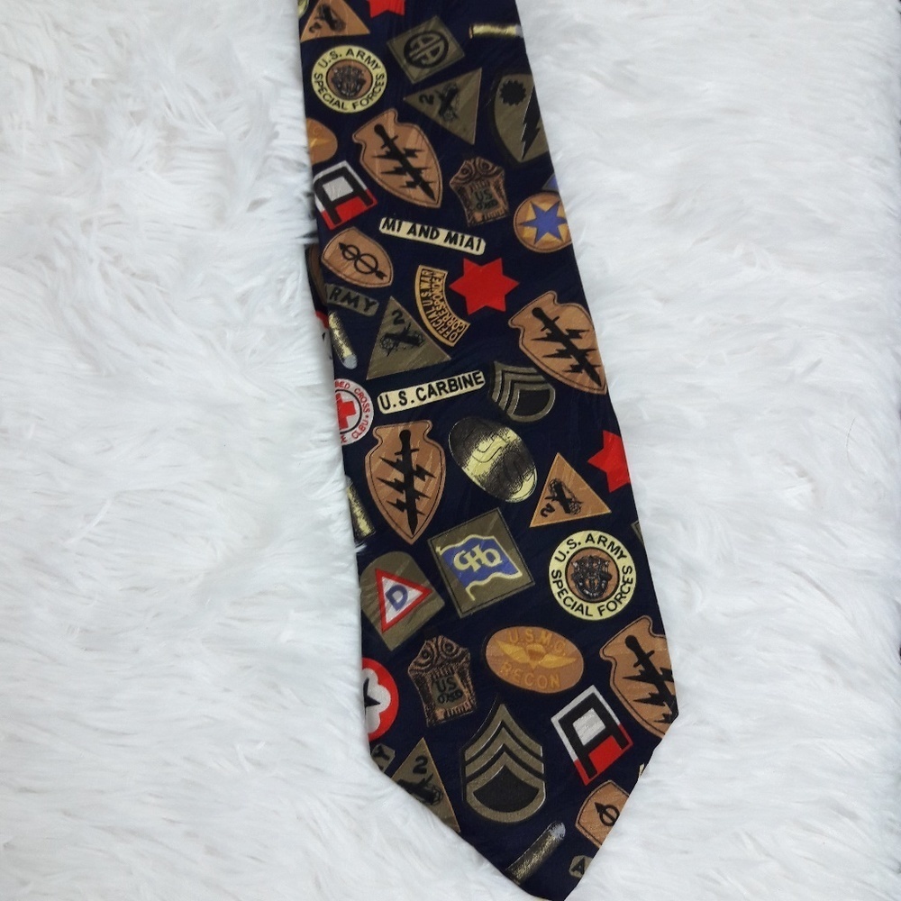 Umberto Bossi Silk Tie Military Armed Forces US Carbine,